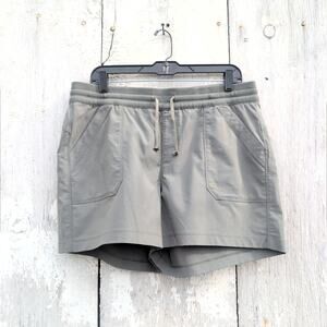 Kuhl Relaxed Fit Four Pocket Active Shorts Olive Green Women's Large